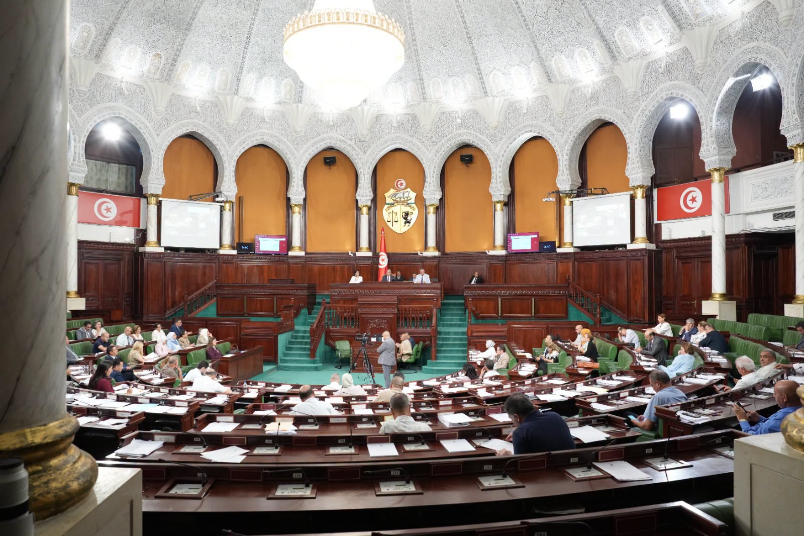    أعدته لجنة التربية والتكوين المهني والبحث العلمي والشباب والرياضة بالبرلمان..   "الصباح" تكشف تفاصيل مقترح إحداث مسار تأهيل للخدمات التقنية لإنقاذ المنقطعين عن الدراسة   
